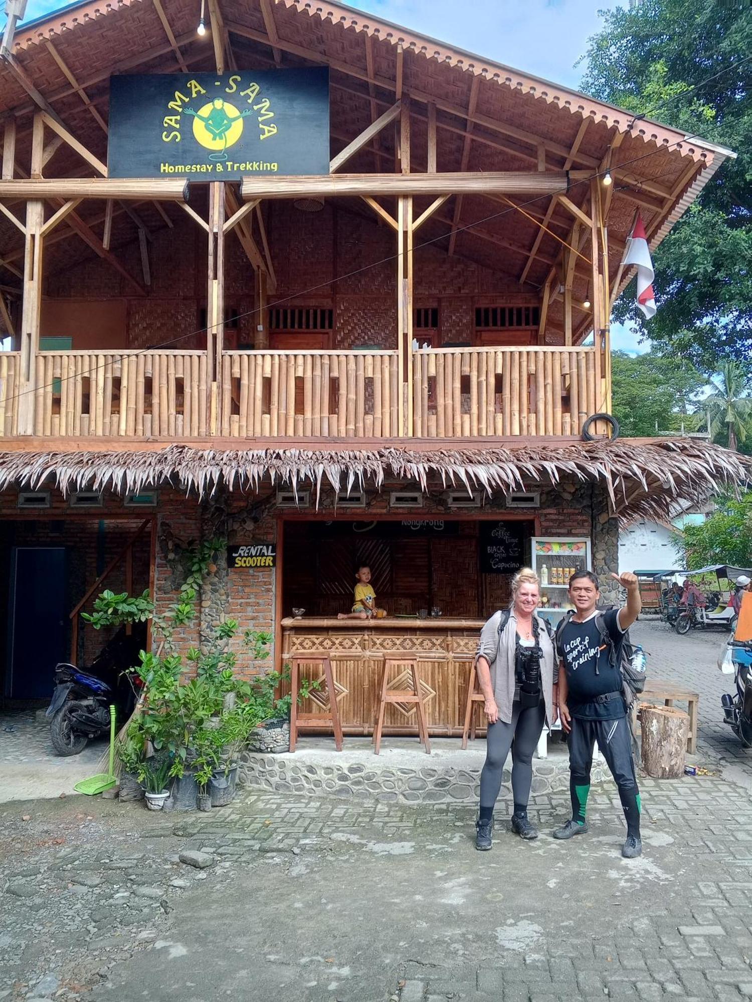 Sama Sama Homestay & Trekking Only Stay Here Book Trekking And Transport With Us Букит Лаванг Екстериор снимка