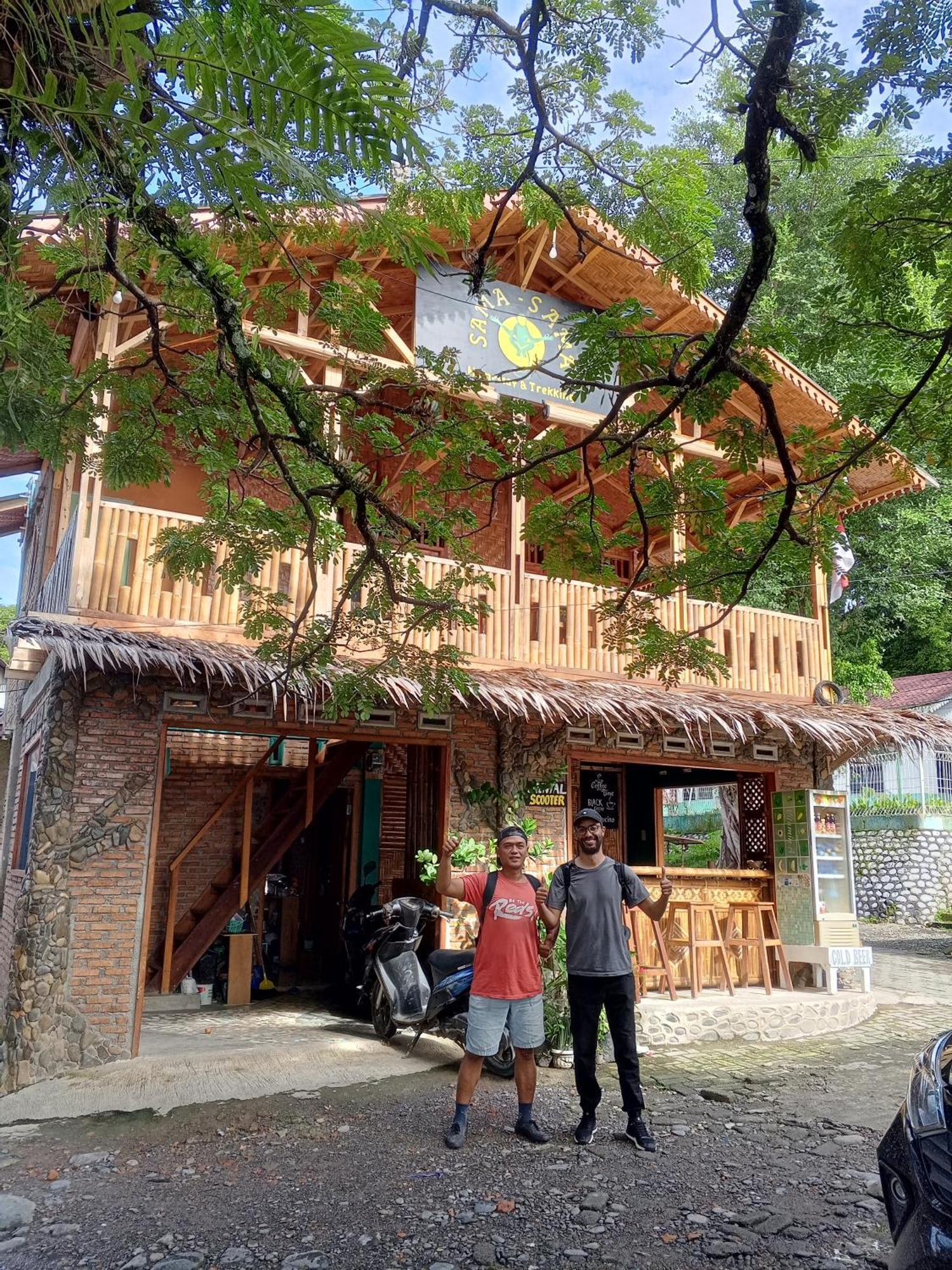 Sama Sama Homestay & Trekking Only Stay Here Book Trekking And Transport With Us Букит Лаванг Екстериор снимка